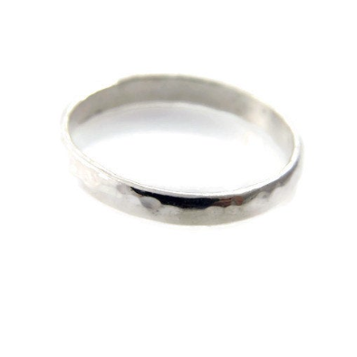 טבעת נישואין קלאסית 3 מ"מ מעוגלת ומרוקעת