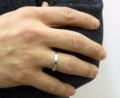 טבעת נישואין קלאסית 3 מ"מ ישרה מרוקעת