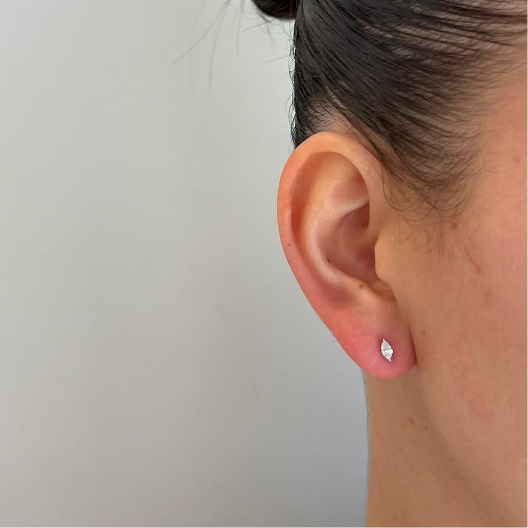 עגילי זהב 14 קרט עם רבע קראט יהלומי מעבדה מרקיזה