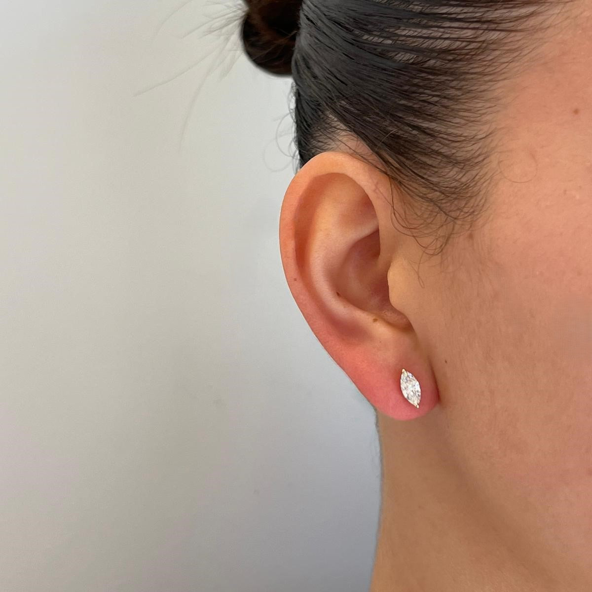 עגילי זהב 14 קרט עם 1 קראט יהלומי מעבדה מרקיזה