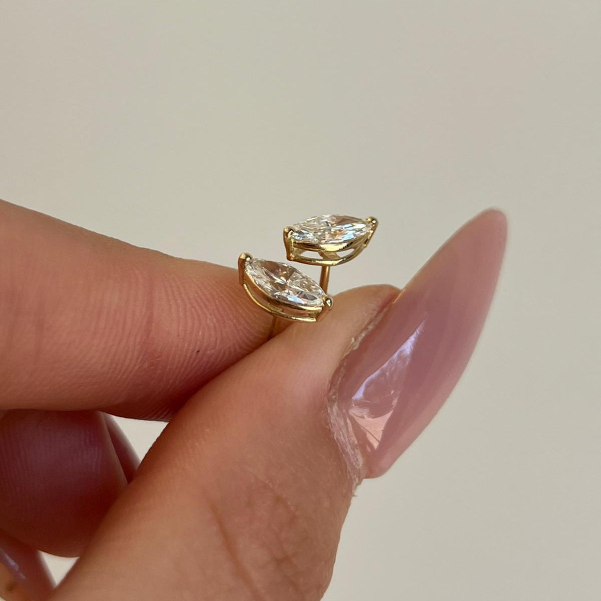 עגילי זהב 14 קרט עם 1 קראט יהלומי מעבדה מרקיזה