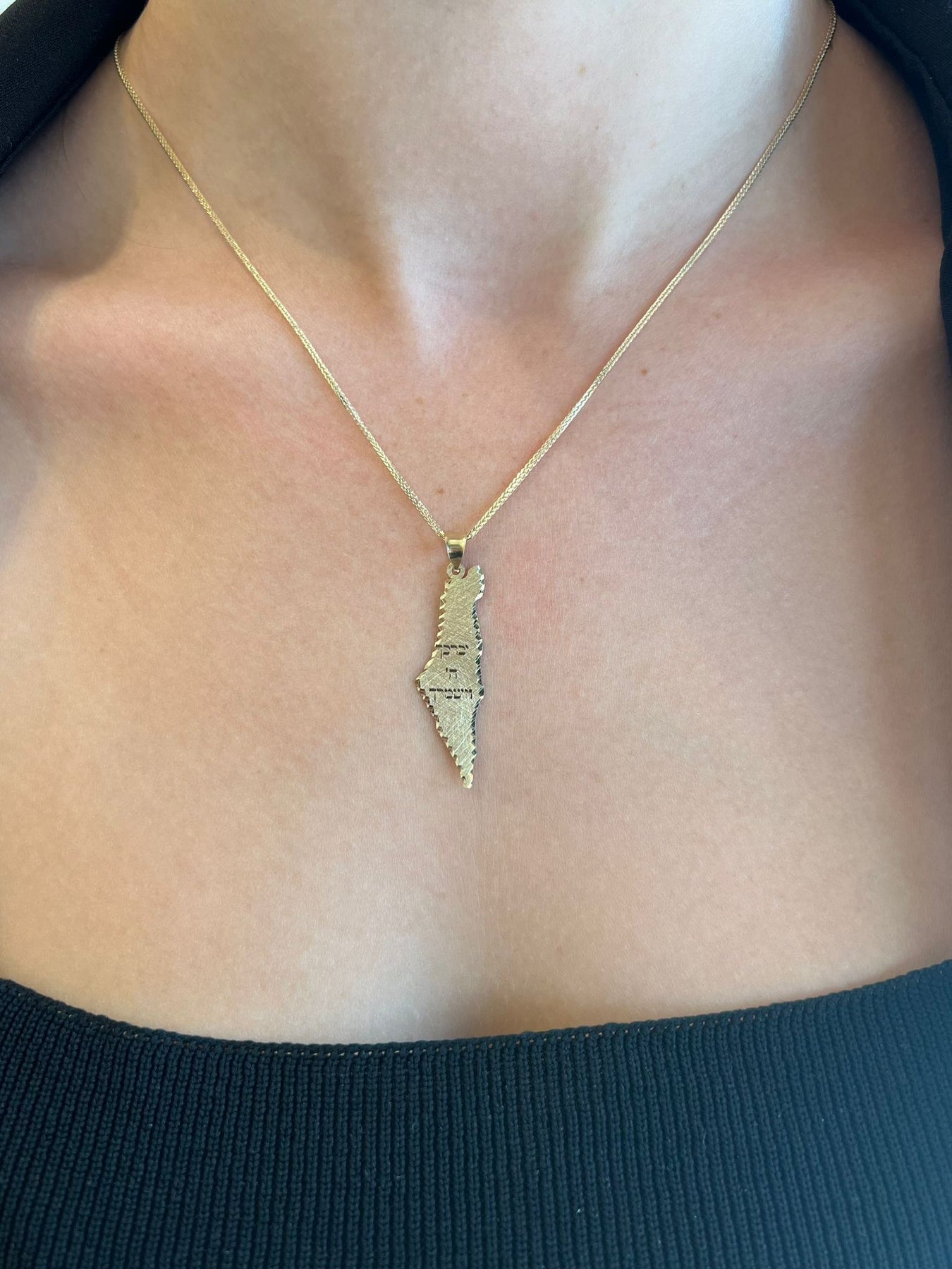 שרשרת מפת ארץ ישראל יברכך ה' וישמרך מזהב - kai jewelry