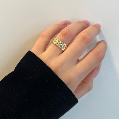 טבעת זהב עיגולים בחיתוכי לייזר