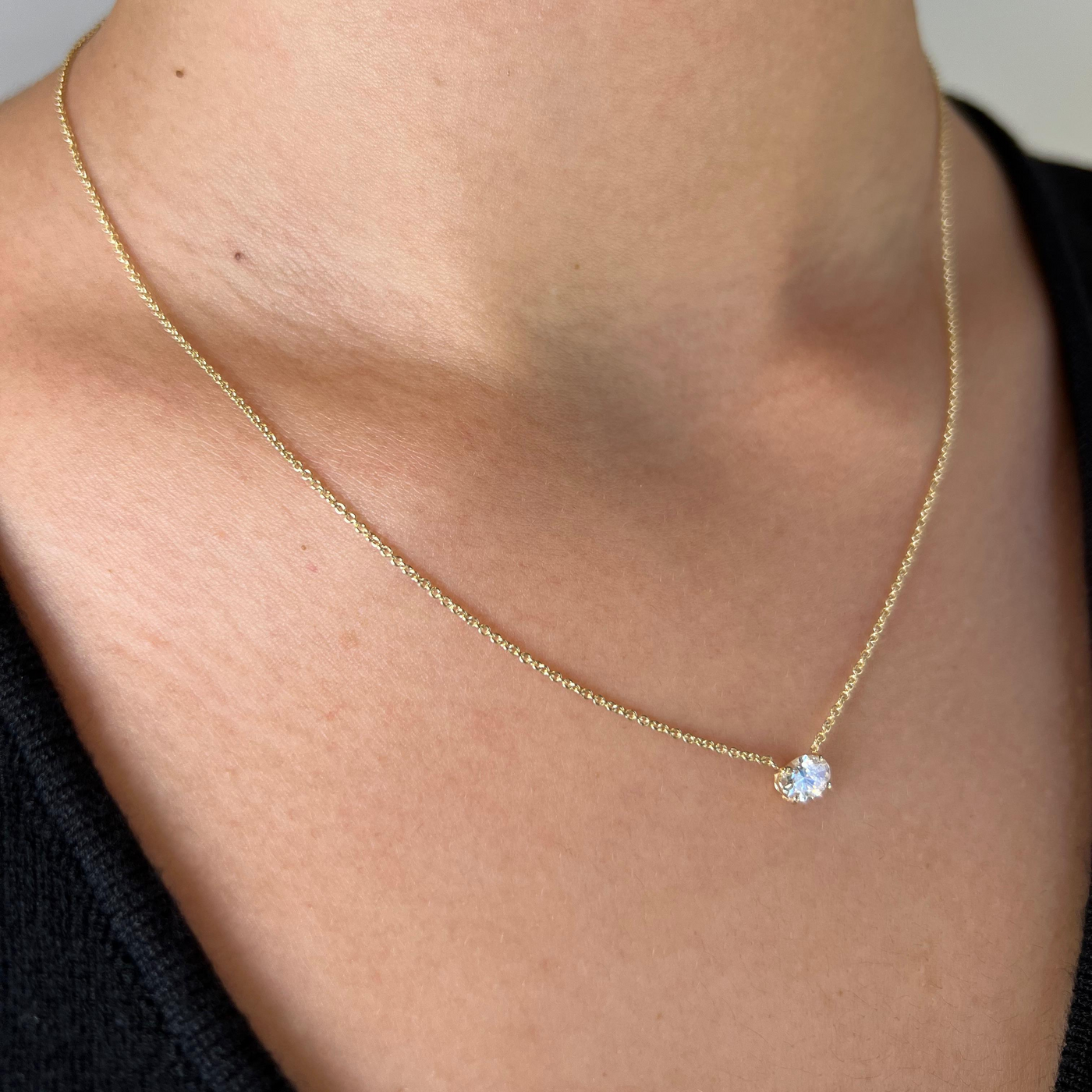 שרשרת זהב משובצת יהלום מעבדה 0.5 קראט אובל אופקי