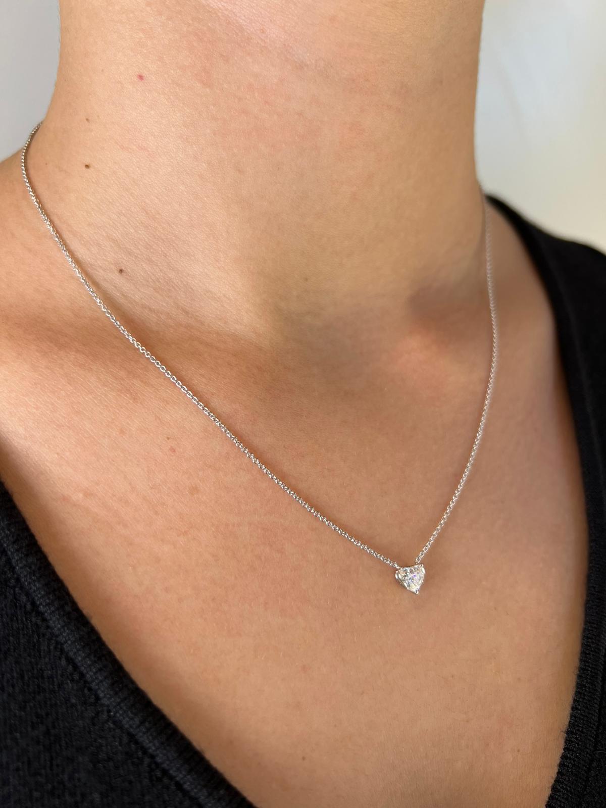 שרשרת זהב משובצת יהלום מעבדה 0.5 קראט בצורת לב