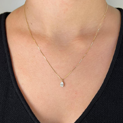 שרשרת זהב משובצת יהלום מעבדה טיפה 0.5 קראט