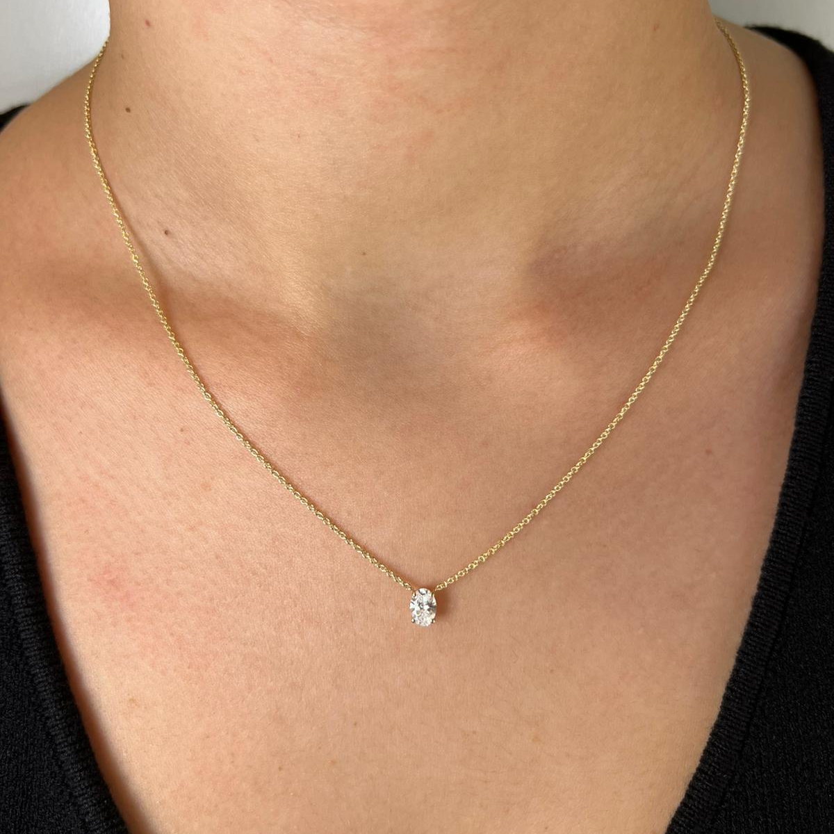 שרשרת זהב משובצת יהלום מעבדה 0.5 קראט אובל