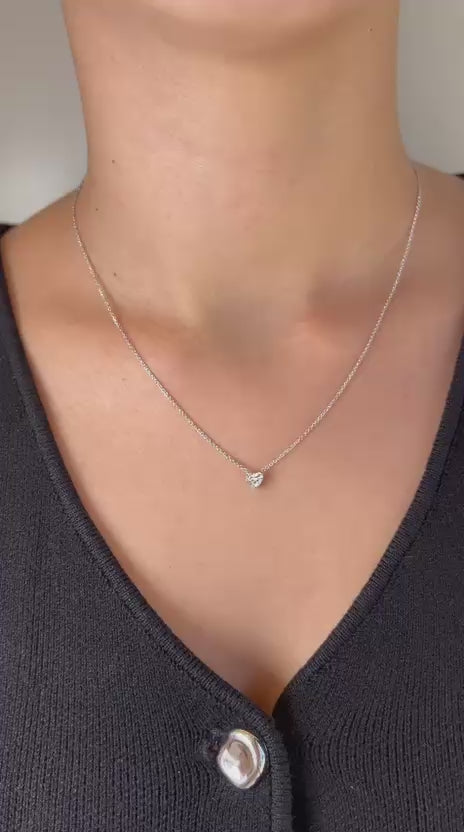 שרשרת זהב משובצת יהלום מעבדה 0.5 קראט בצורת לב