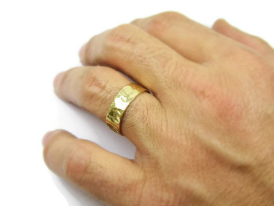 טבעת נישואין ישרה 7 מ"מ עם פסים מרוחים