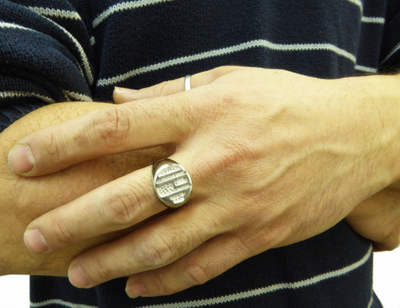 טבעת חותם עגולה עם 2-3 אותיות בכסף 925