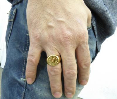 טבעת חותם  עם 2 או 3 אותיות בזהב 14 קרט