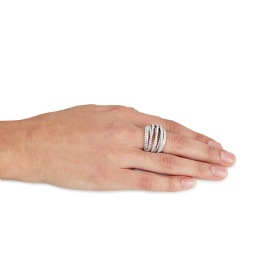 טבעת שורות משובצות יהלומים על יד