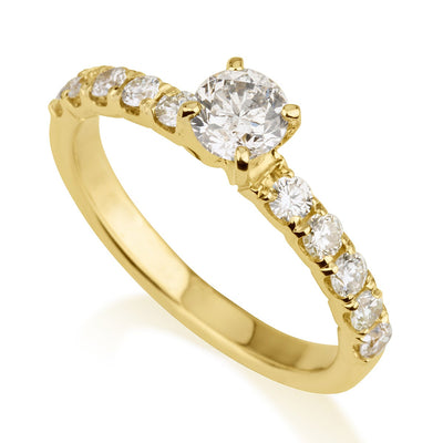 טבעת זהב צהוב משובצת יהלומים גדולים
