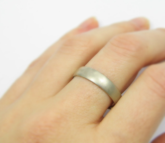 טבעת נישואין קלאסית 5 מ"מ מעוגלת