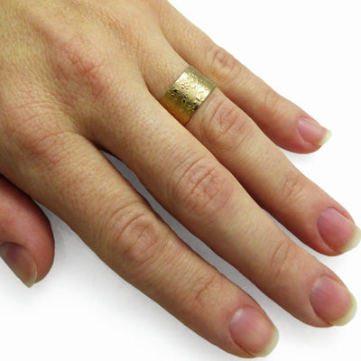טבעת רימונים מזהב צהוב