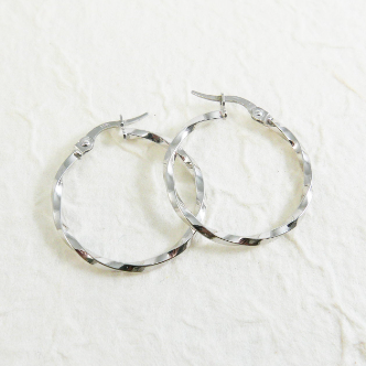 white-gold-hoops
